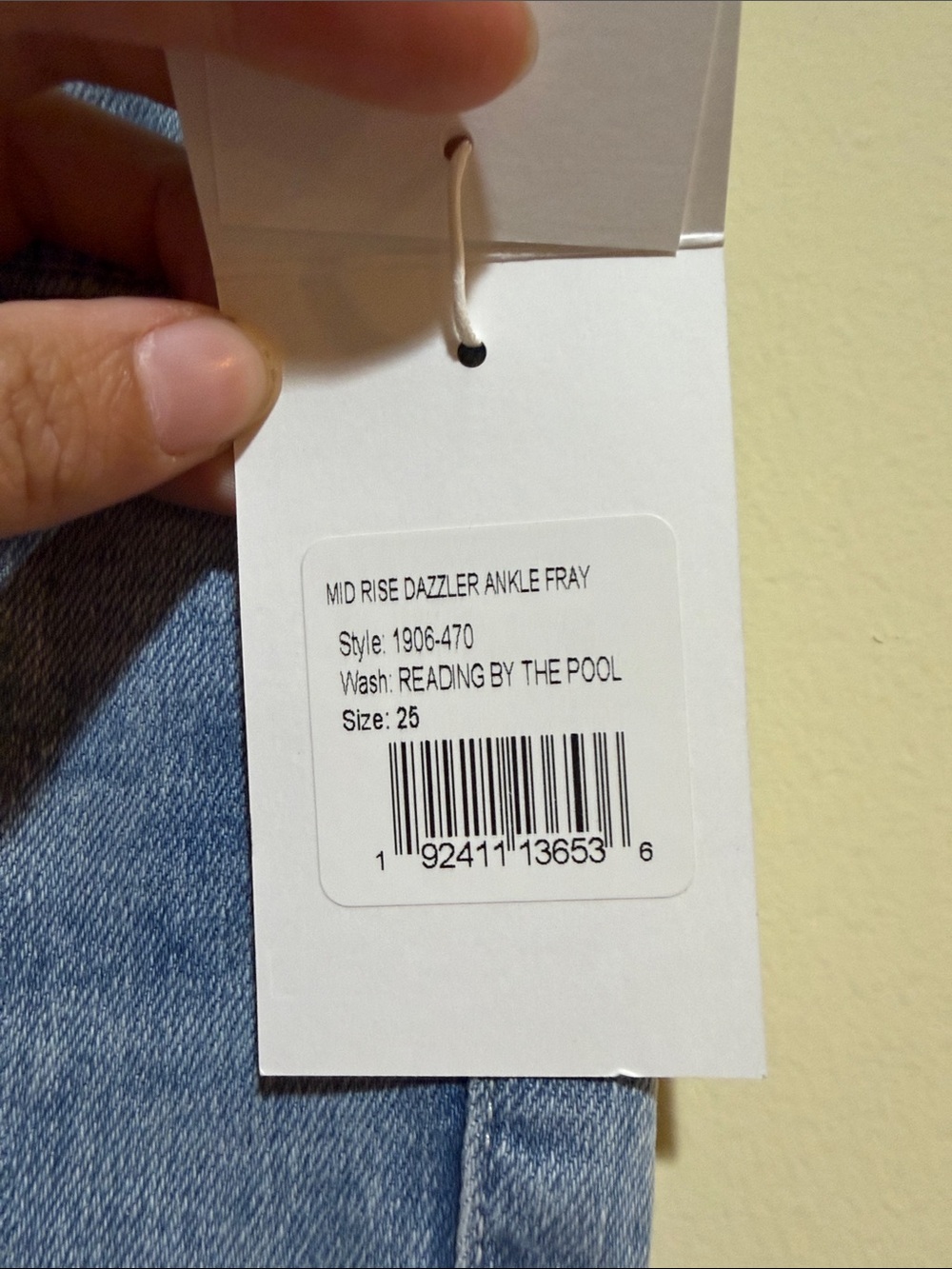 Women’s New Mother Mid Rise Dazzler Ankle Fray Wash Reading By The Pool Jeans - Picture 7 of 12
